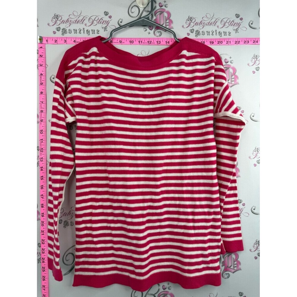 GAP Striped Crewneck Sweater with red and White stripes, comfy, casual, cozy